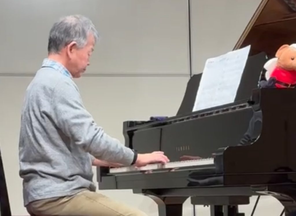 シニアピアノ